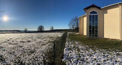 Group and stopover gîte in the heart of nature, on the Chemin de St Jacques GR65-GR7