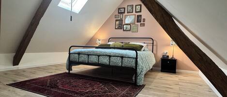 Strykejern/-brett, wi-fi og sengetøy