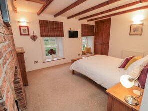 2 bedrooms, individually decorated, individually furnished, free WiFi - Manor Cottage (Scarborough)