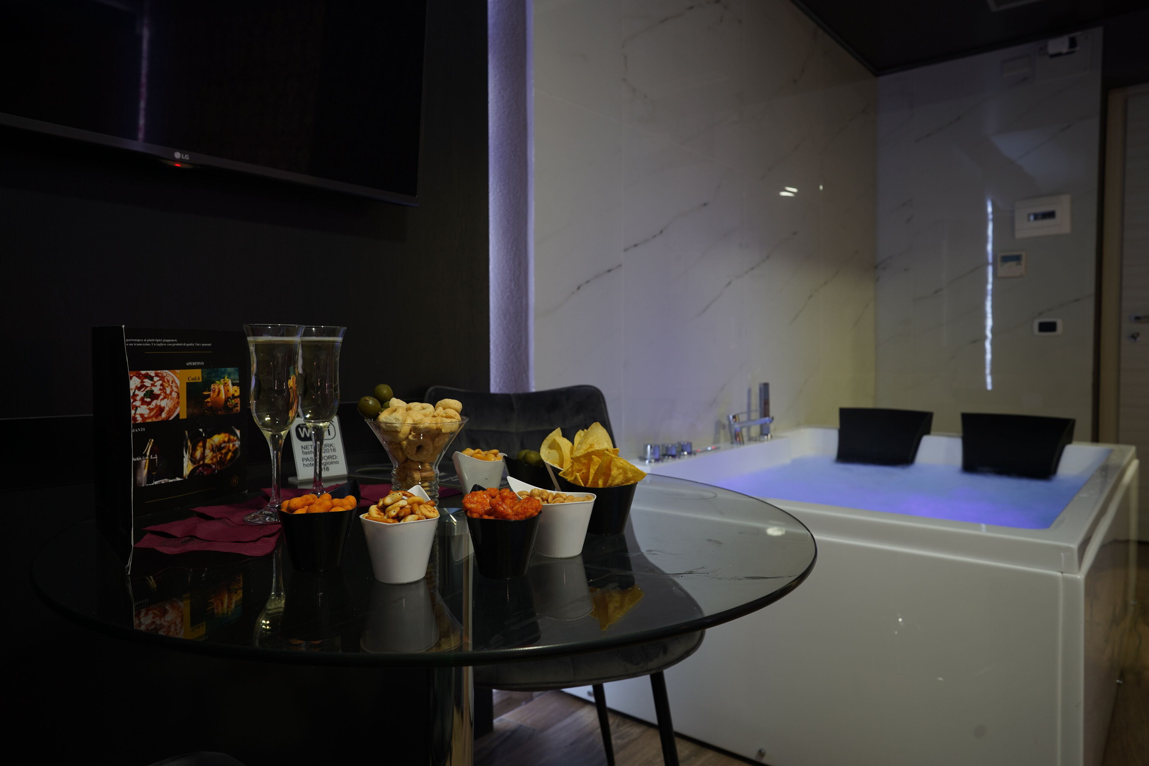 Luxury Double Room, Non Smoking, Private Bathroom