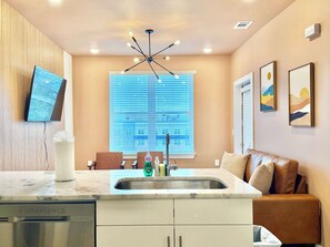Interior - Stylish Urban Getaway! Experience City Life! (Atlanta)