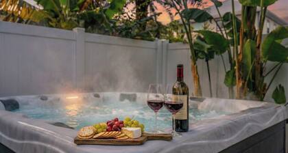 Jacksonville Beach Luxury Stay: Pool, Cinema & GameRoom