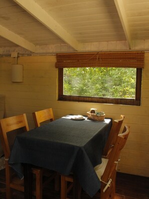 CABAÑA ARROYO | Área de sala de estar