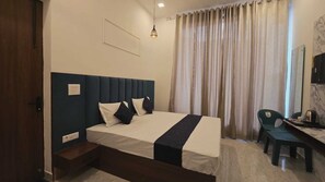 WiFi, bed sheets - 8-bedroom hotel in peaceful Agra with comfortable AC rooms (Agra)