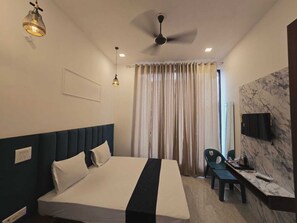 واي فاي وملاءات أسرّة