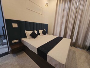 واي فاي وملاءات أسرّة