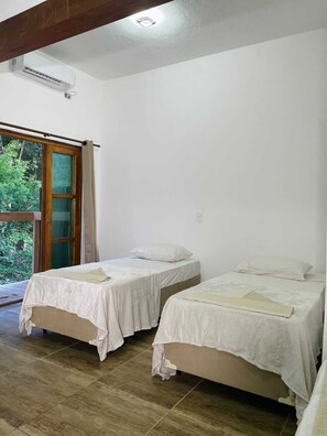 Superior Room | Free WiFi, bed sheets - Pousada Canto da Ribeira (Ubatuba)