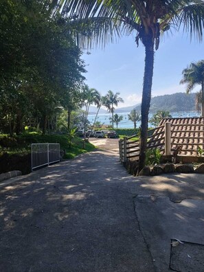 Khuôn viên nơi lưu trú