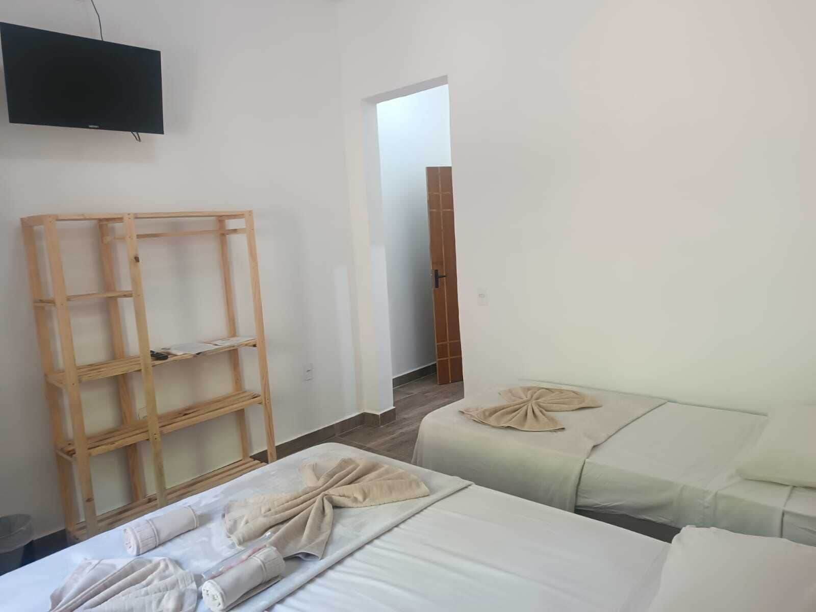 Phòng tiện nghi đơn giản | Truy cập Internet không dây miễn phí, bộ trải giường 