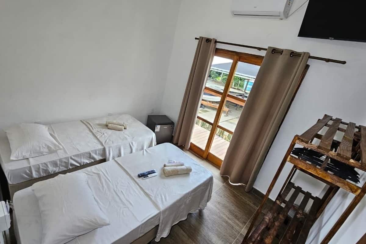 Habitación básica doble, 1 habitación, para no fumadores | Wifi gratis y ropa de cama