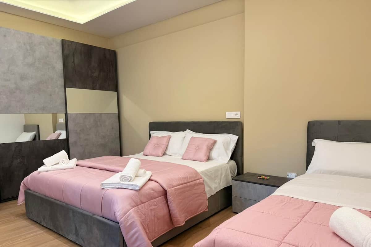 Comfort Triple Room, Patio | Free WiFi