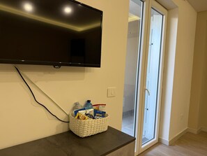 Comfort Triple Room, Patio | Free WiFi - The Villas (Scafati)