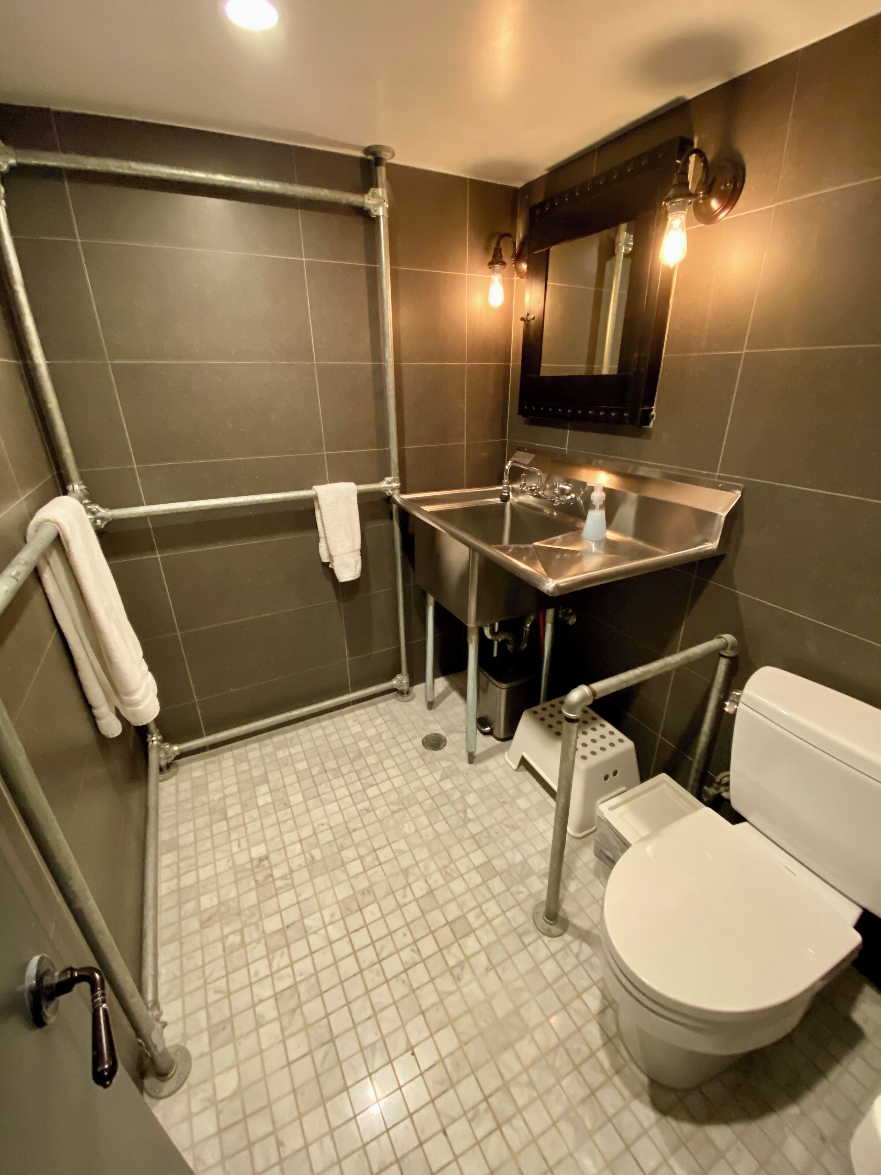 公寓 | 浴室 | 風筒、提供毛巾、番梘、洗頭水