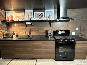 Apartment | Private kitchen - Prospect Park Escape (Brooklyn)