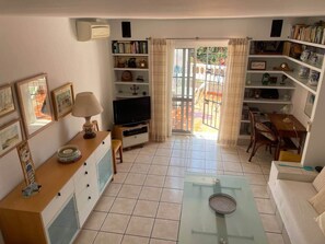 TV - Bajamar 23, beautiful house (Nerja)