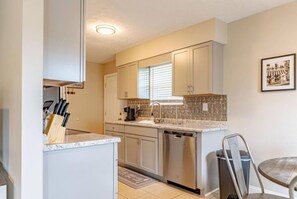 Microwave, oven, stovetop, dishwasher