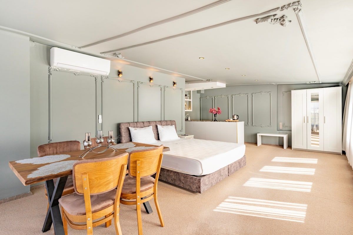 Family Quadruple Room, City View