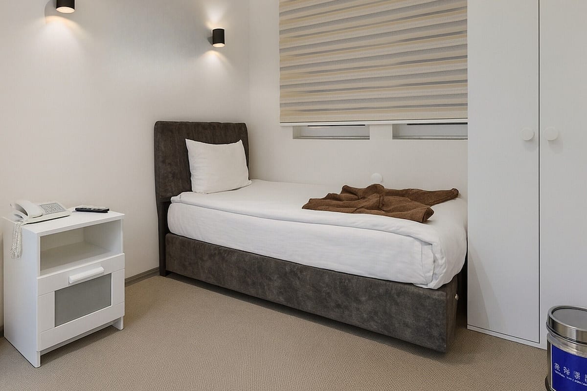 Laptop workspace, free WiFi