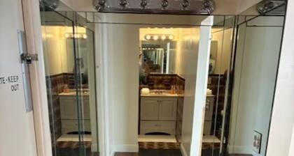 Newly Updated Spacious Miami Studio Suite!