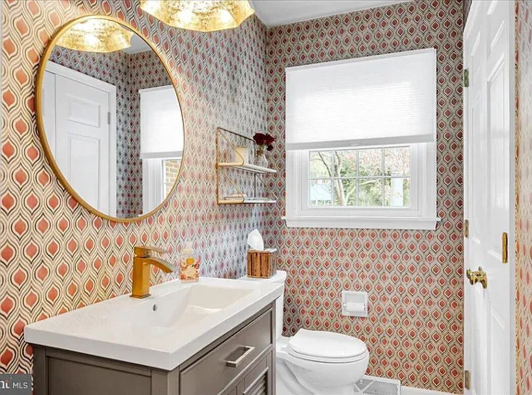 Standard Apartment, Garden View | Bathroom | Free toiletries, hair dryer, towels, soap