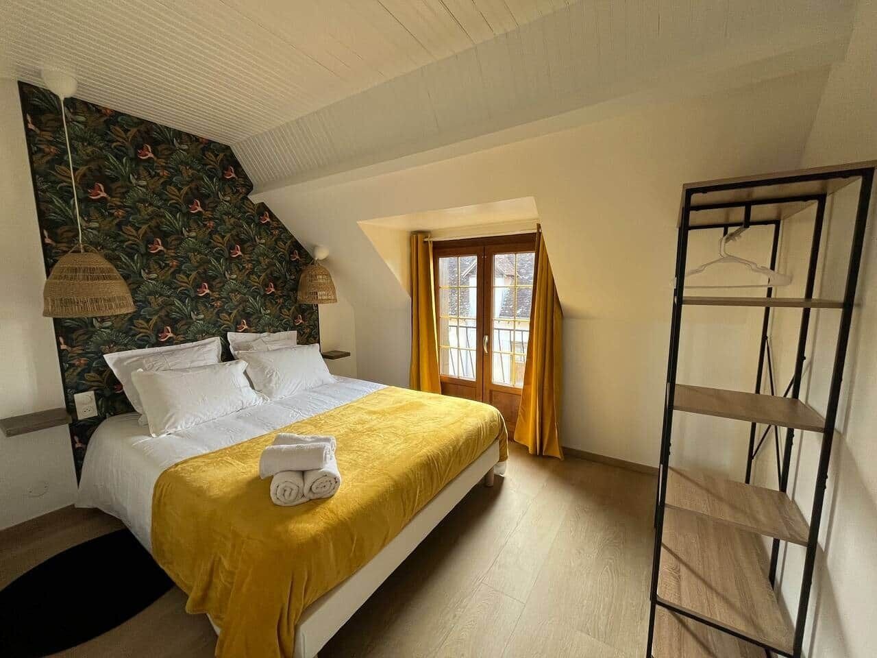 Fer et planche à repasser, Wi-Fi, draps fournis