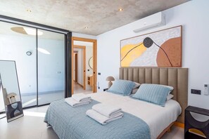 Iron/ironing board, free WiFi, bed sheets - Villa Callao by Villa Plus (Playa Blanca)