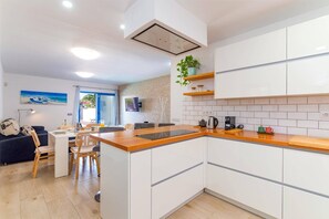 Microwave, dishwasher, coffee/tea maker - Villa Lemes by Villa Plus (Playa Blanca)