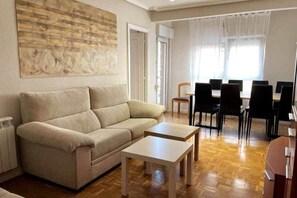 Living area - Oakflat - Oakplaces com (León)