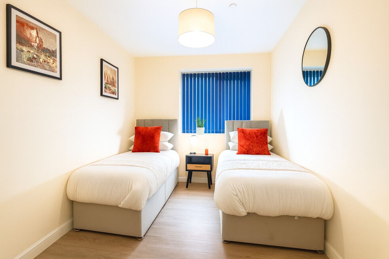 Iron/ironing board, WiFi, bed sheets