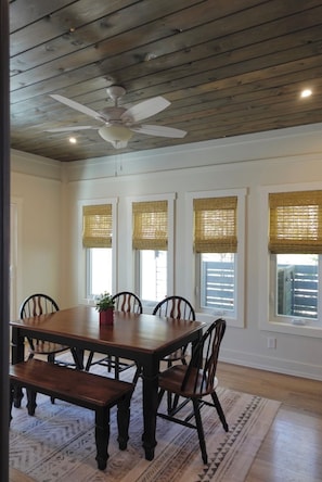 Dining - 5 Minutes from Lake / Cozy Mountain Home with a Heated Pool & Pool House! (Grant)