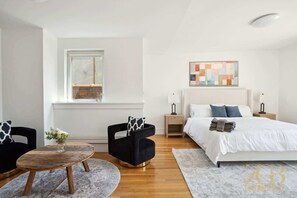 1 chambre, bureau, fer et planche à repasser, Wi-Fi