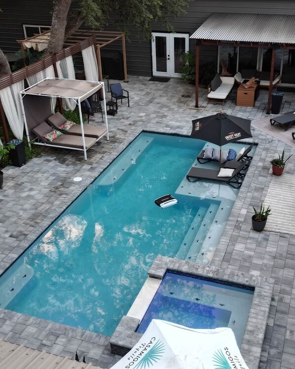 Piscine extérieure