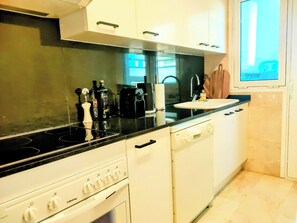 Private kitchen - Javea Puerto, Beautiful 1st Floor 2 Bedr Apartment (Javea)