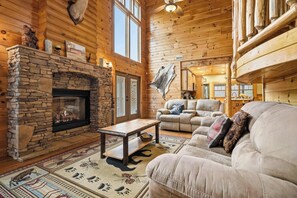 Smart TV, fireplace - 4BR Cabin w/ Yard, Office, Hot Tub & Firepit! (Sevierville)