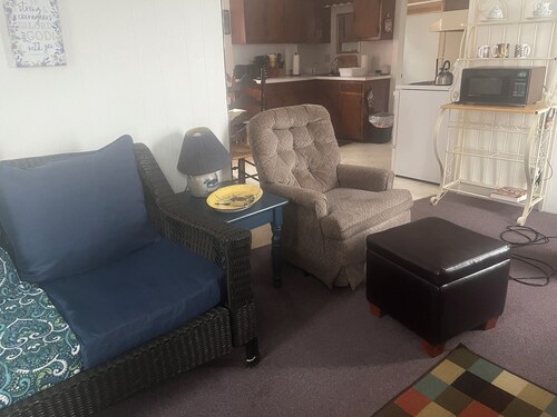 Cozy 1-bdrm apartment in Colonial Home in Richmond, NH.