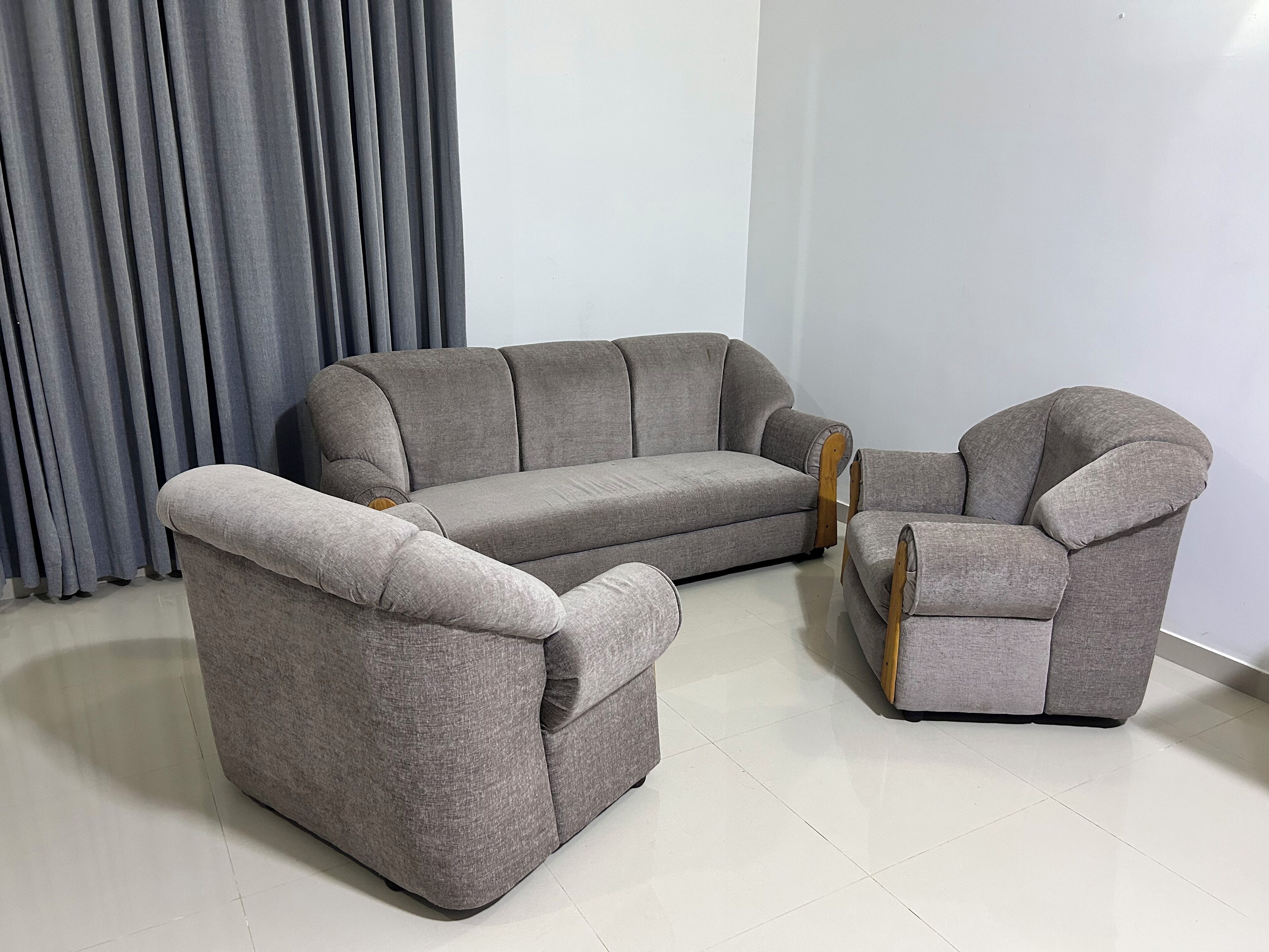 書桌、筆電工作空間、熨斗/熨衣板