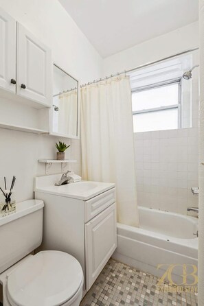 Shower, hair dryer - Sweet and Cozy 1 Bedroom Apt in Lenox Hill! (New York)
