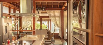 Casa de Campo c Piscina Churrasqueira e Jacuzzi