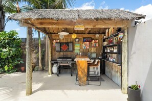 屋外ダイニングエリア