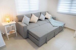 TV - Modern apt w/pool & balcony BBQ (Punta Cana)
