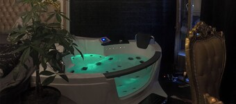 Hourly hotel BlackKingdom