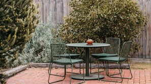 Outdoor dining - The Chance - Immerse yourself in the oceanic ambience of South Beach. (Port Fairy)