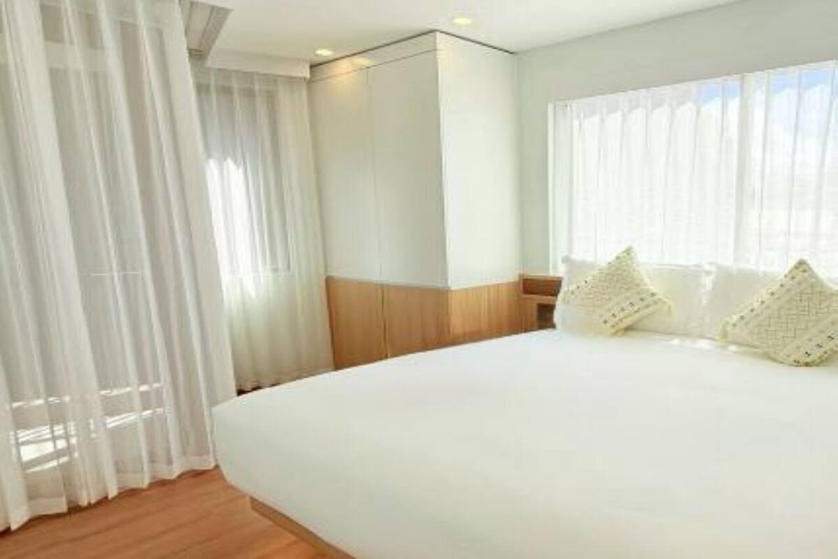 ห้องซูพีเรียสวีท, เตียงควีนไซส์ 2 เตียง | ตู้นิรภัยในห้องพัก, Wi-Fi ฟรี