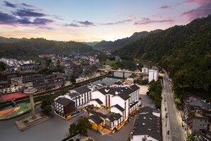 Exterior - Wingate By Wyndham Xiangxi Fenghuang (Xiangxi)