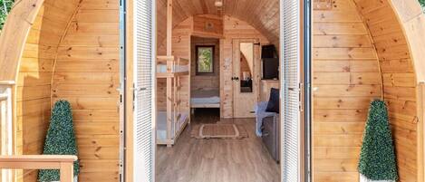 Enceinte de lâhĂ©bergement