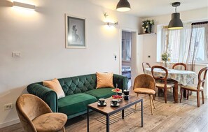TV - 1 bedroom cozy apartment in Zagreb (Zagreb)