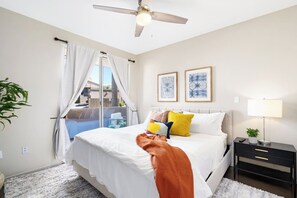 1 habitación, tabla de planchar con plancha, cuna de viaje y internet 