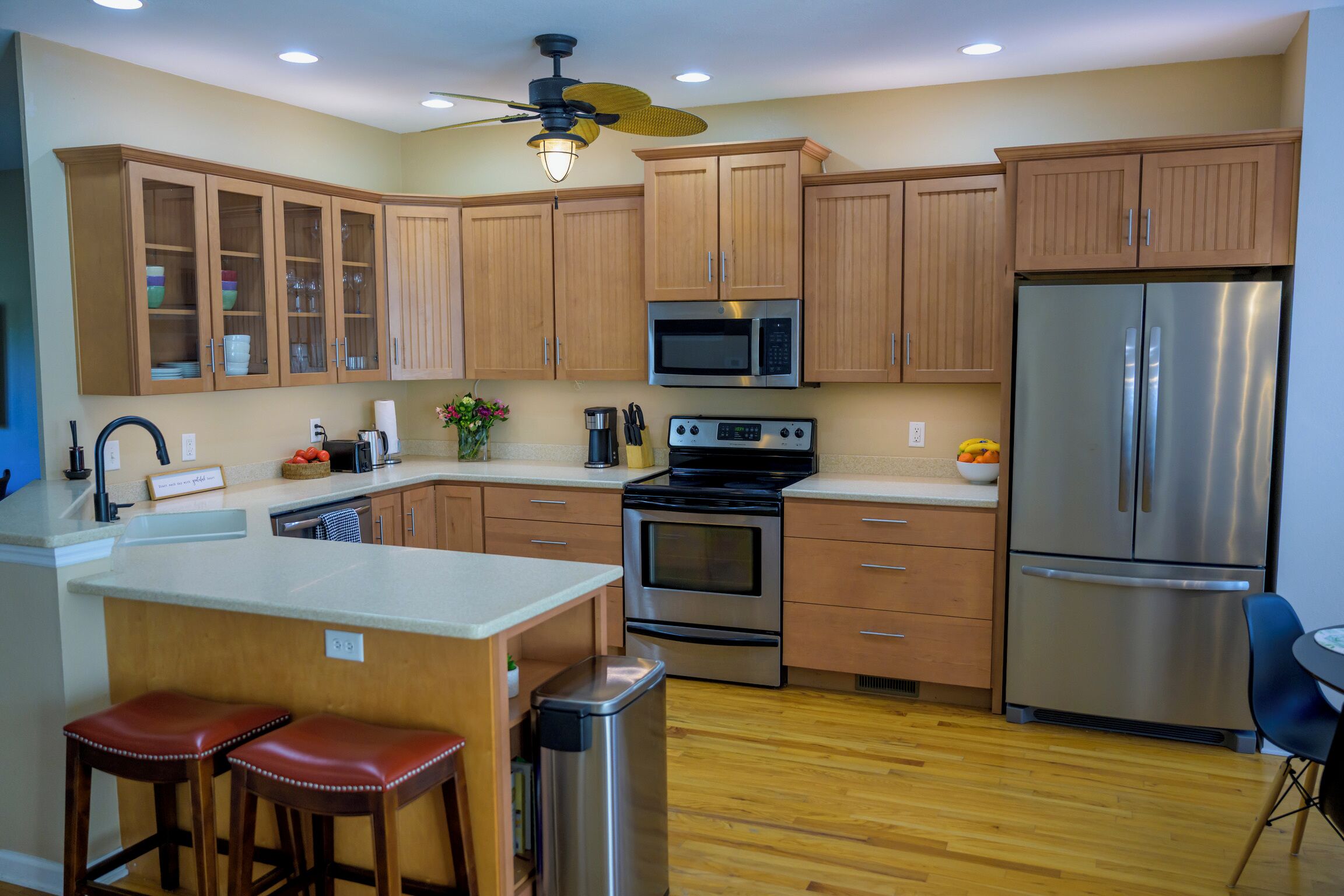 Mikrowelle, Ofen, Herdplatte, Geschirrspüler