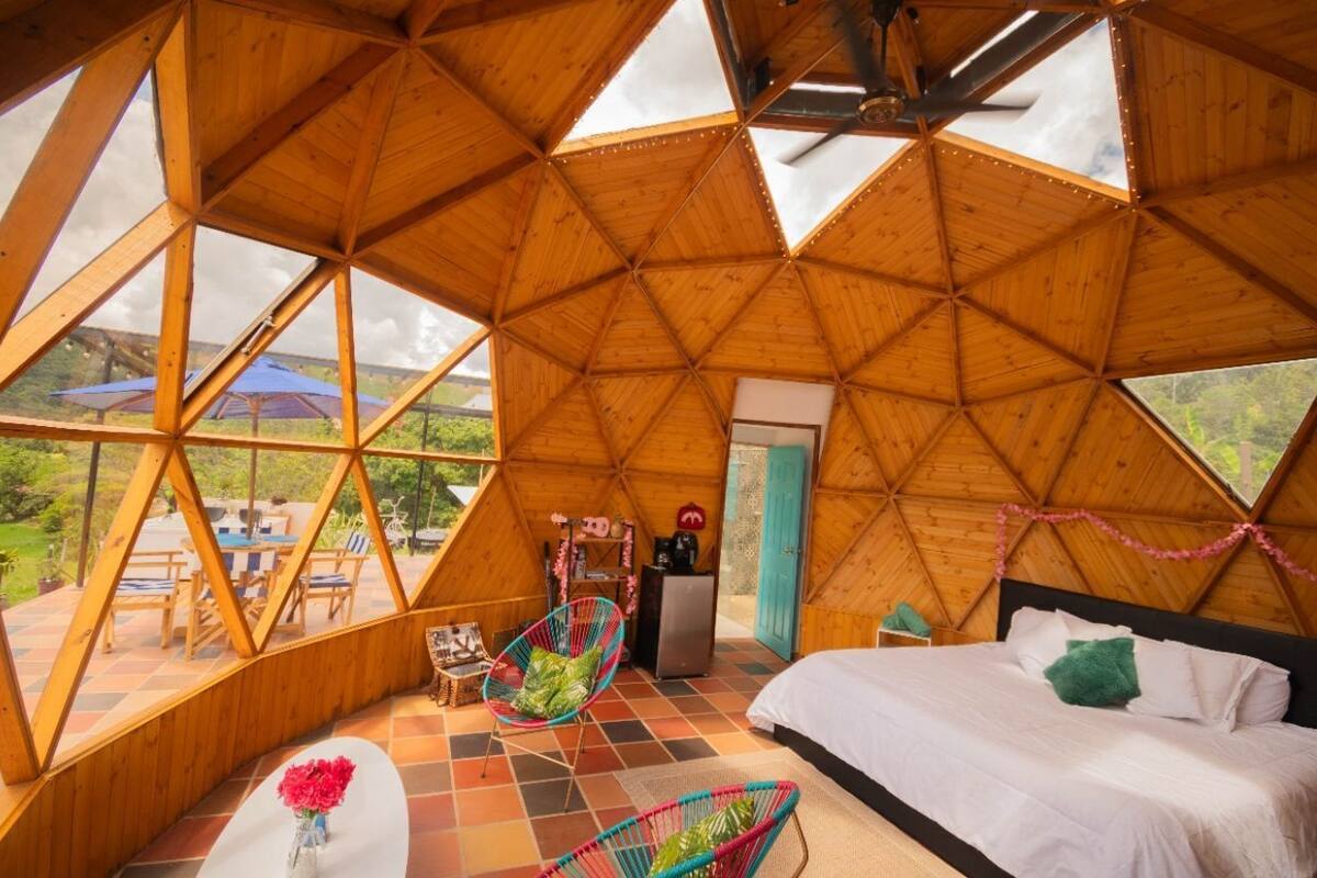 Chalé clássico, vista para a montanha