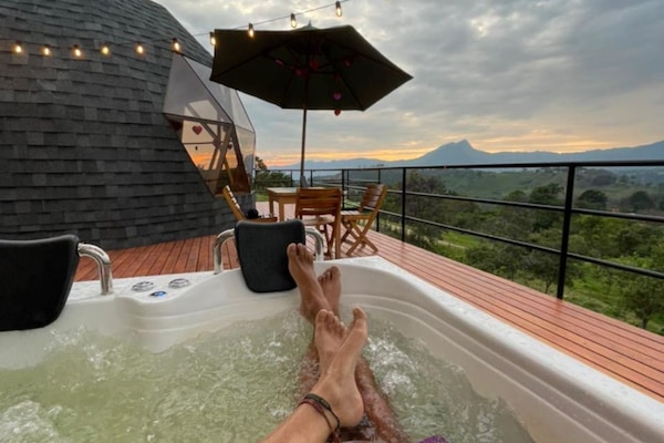 Bain à remous intérieur